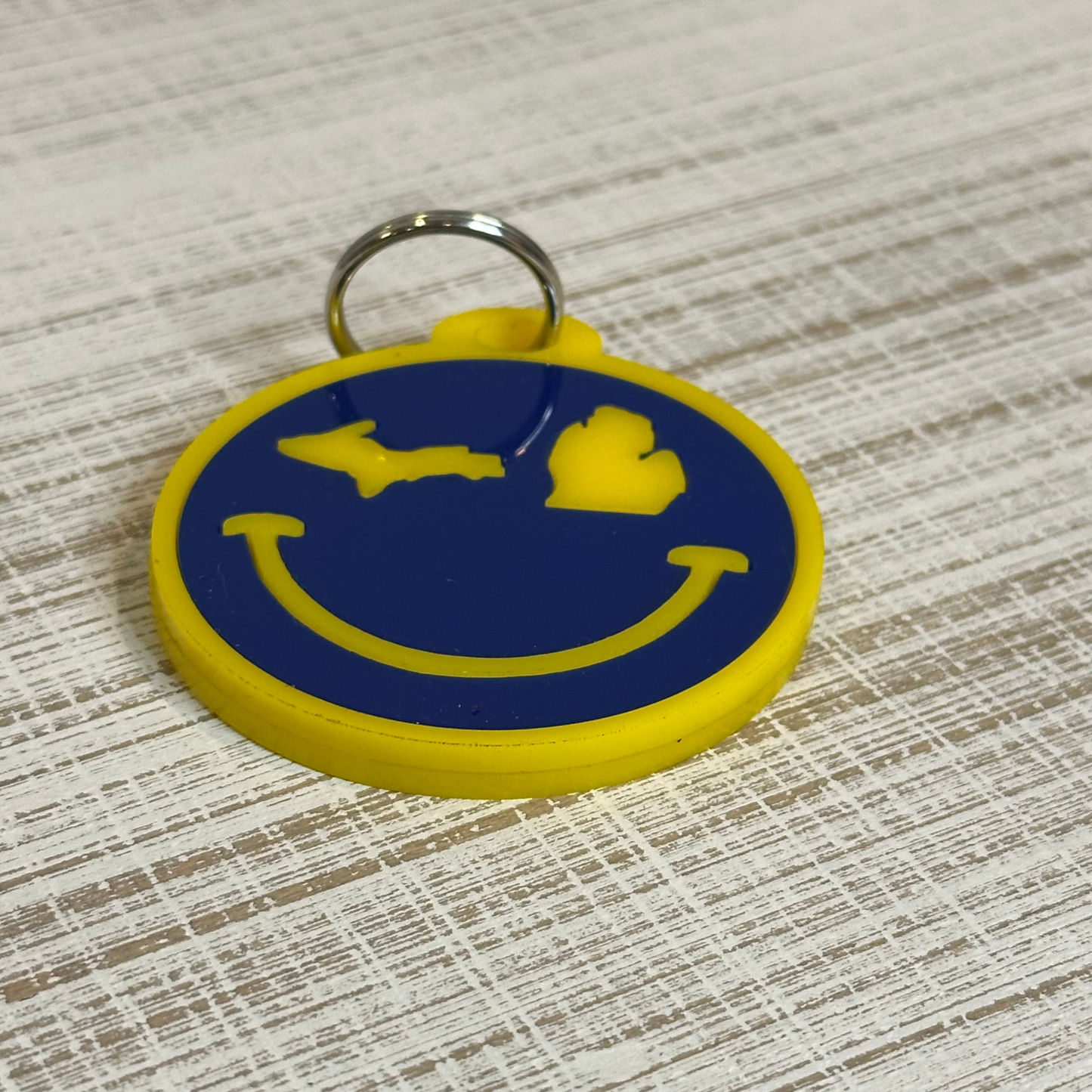 Michigan Wink Acrylic Keychain – Maize and Blue (2")