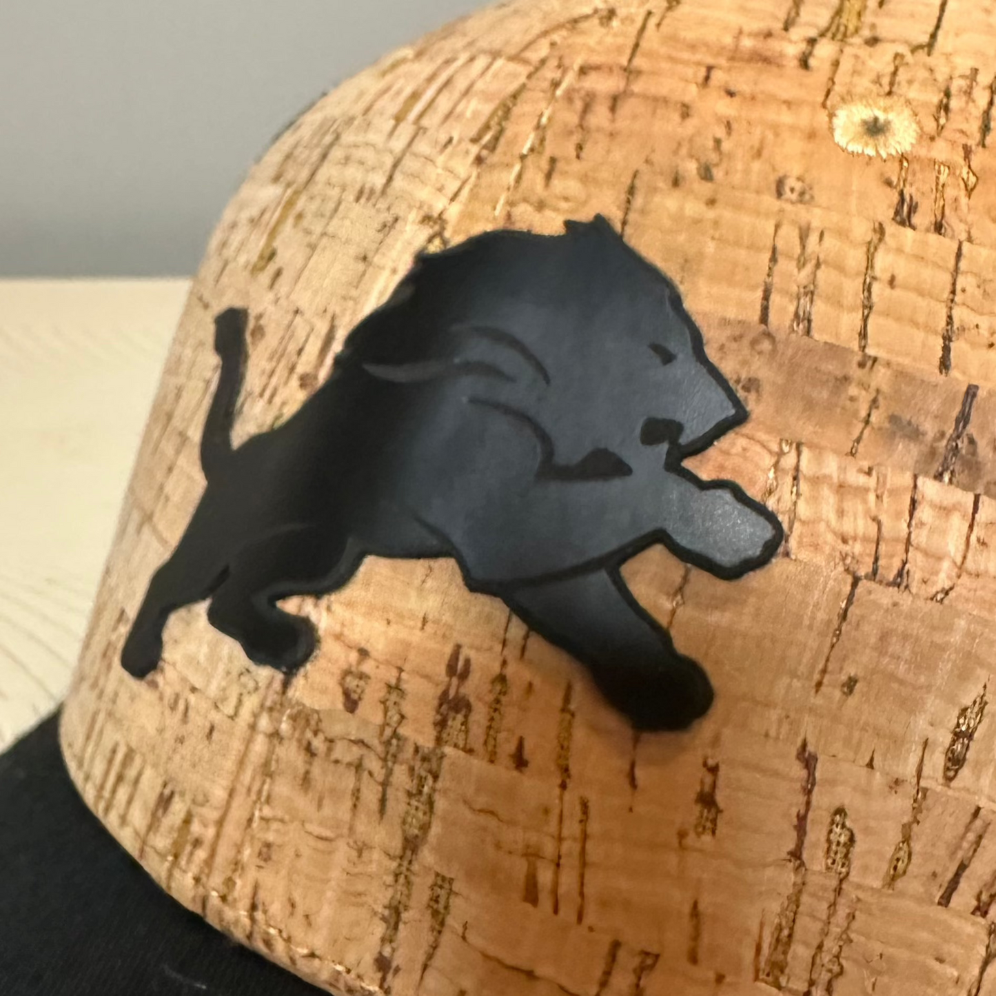 Detroit Lion Black on Black Leather Cork Snapback Hat – Unique Cork Front with Black Mesh